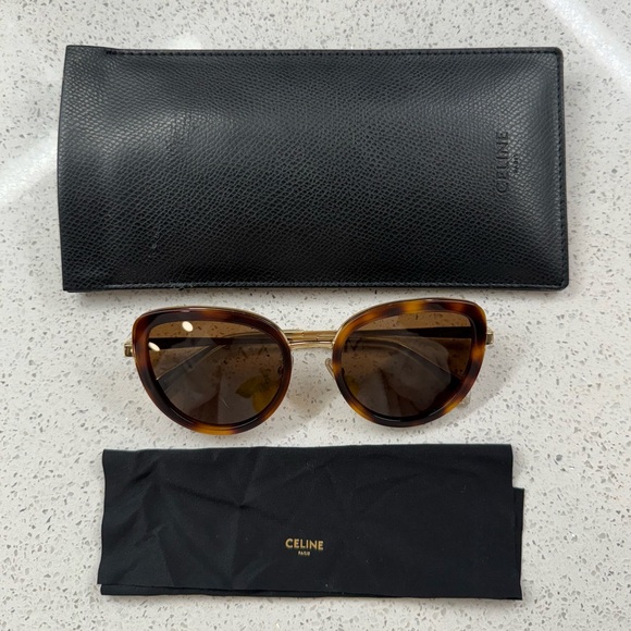 NWOT CELINE CAT EYE SUNGLASSES - CL40203U - HAVANA / GOLD - Picture 2 of 9